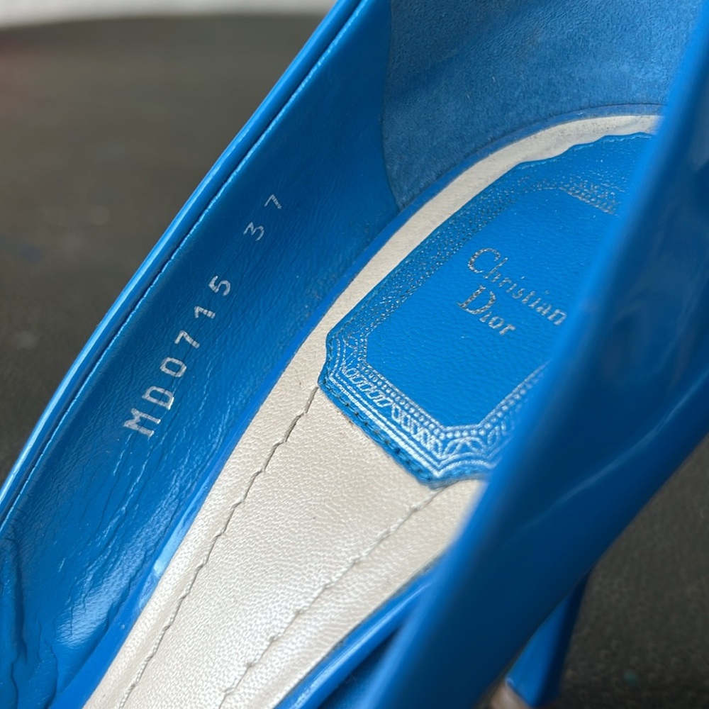 Christian Dior Patent Leather Pumps - Picture 3 of 6